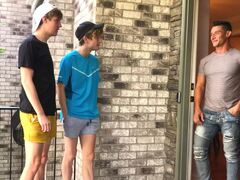 Jax Thirio & Fap Bailey share a wet threeway with their stepbrother\'s monstrous fuck-stick